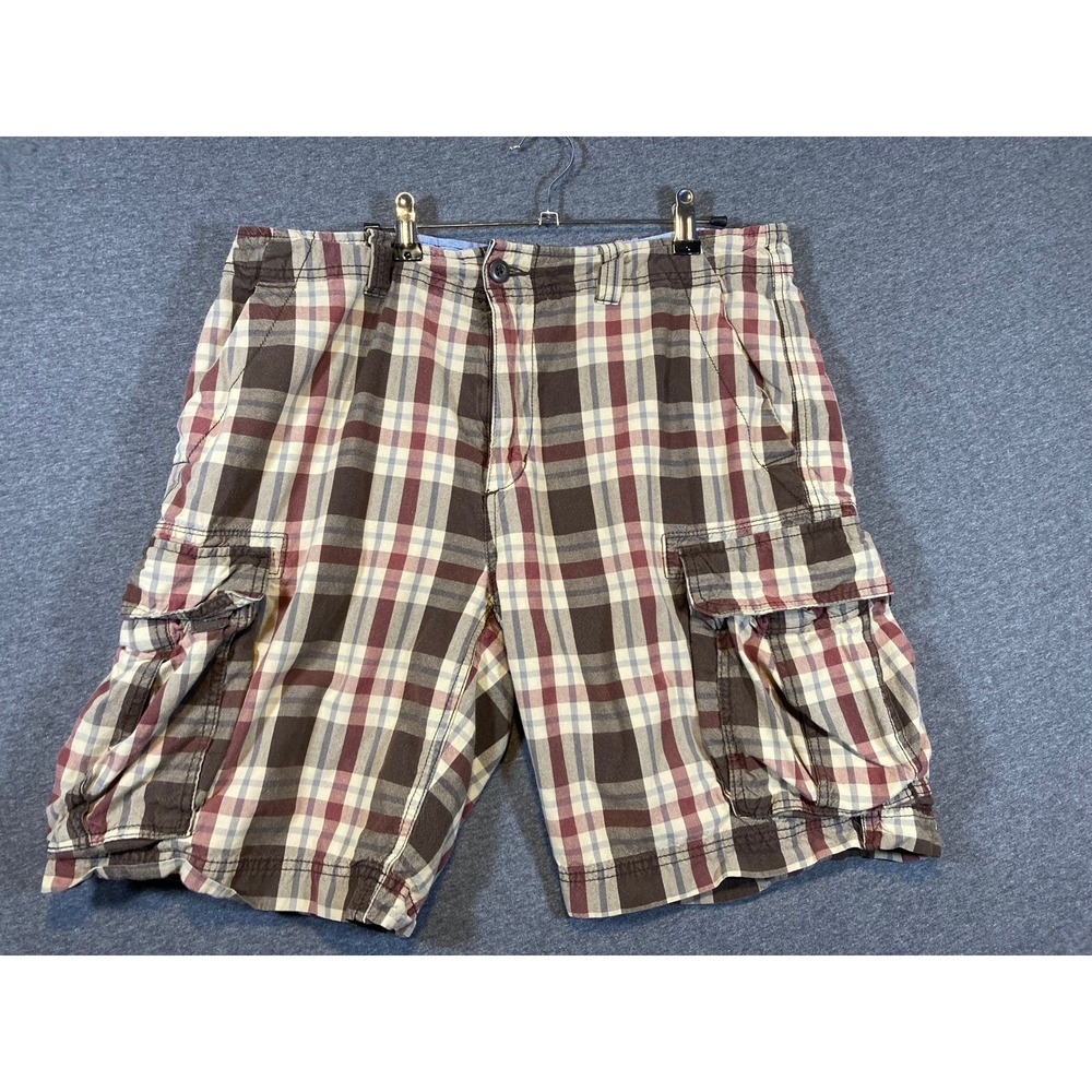 St Johns Bay Mens Plaid Cargo Shorts Brown Burgundy Cotton Size 36 0547